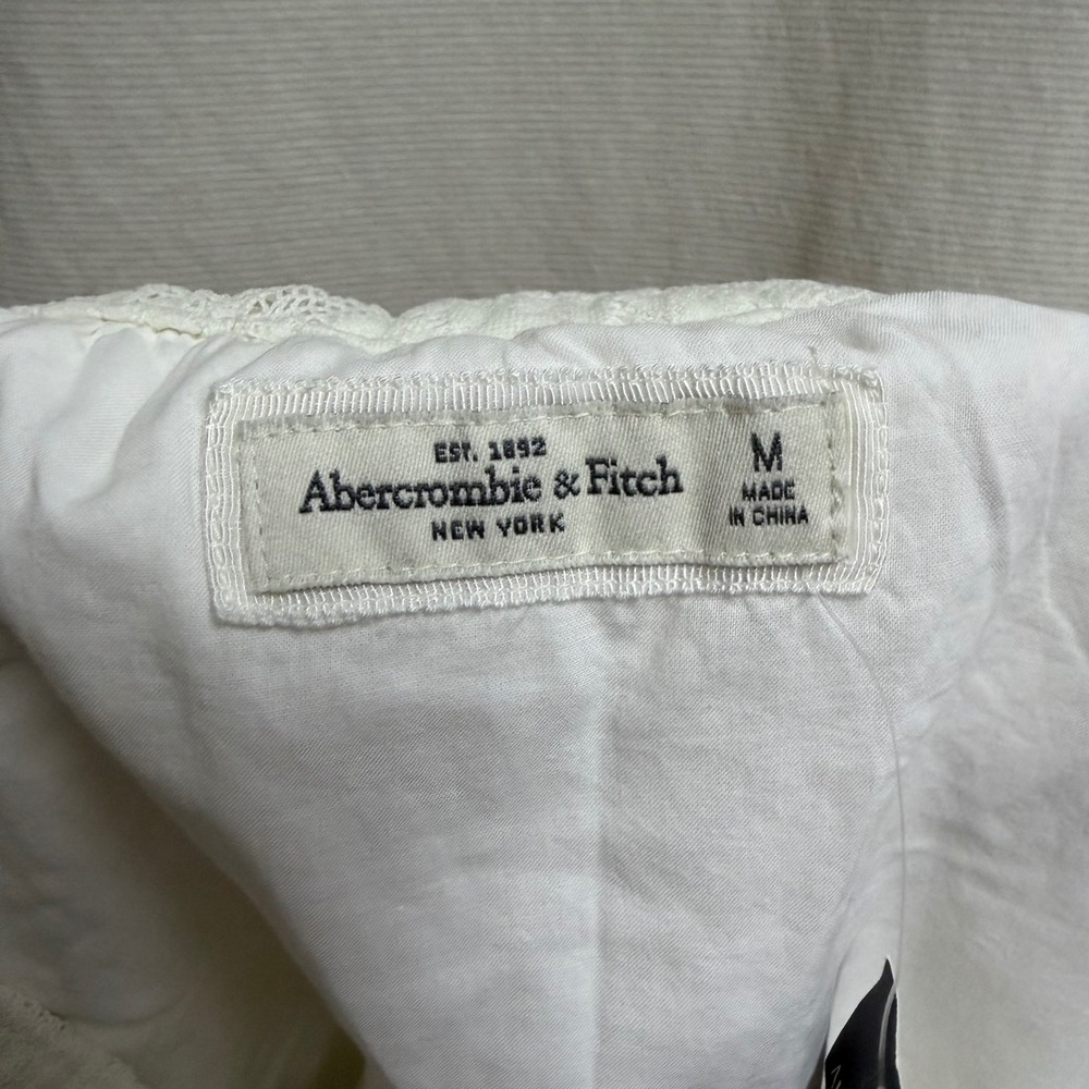 NWT Abercrombie & Fitch White Floral Lace Ruffle Mini Skirt Womens Medium - Picture 6 of 9